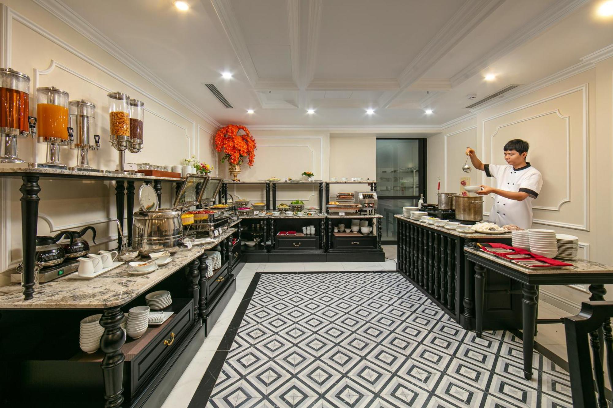 Amira Hotel Hanoi Esterno foto